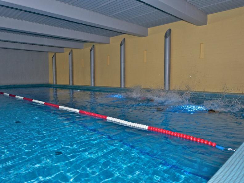 Image 0 - Piscina Comunale Ambrì Image 0 - Piscina Comunale Ambrì